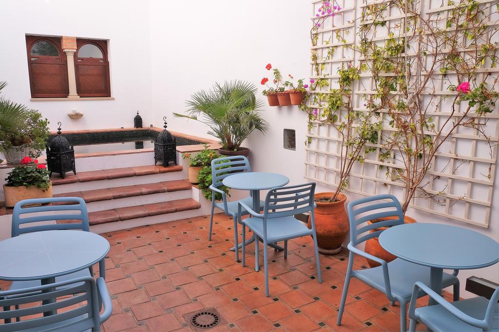 Apartasuites Alberca Deluxe กอร์โดบา ภายนอก รูปภาพ