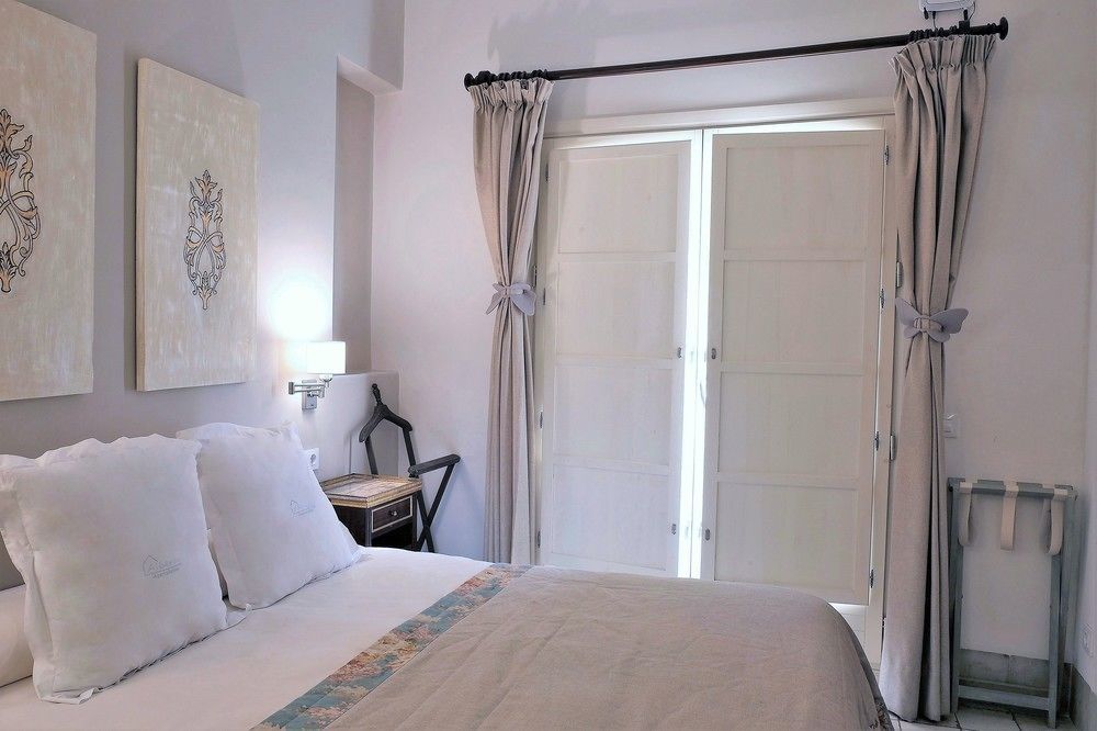 Apartasuites Alberca Deluxe กอร์โดบา ภายนอก รูปภาพ
