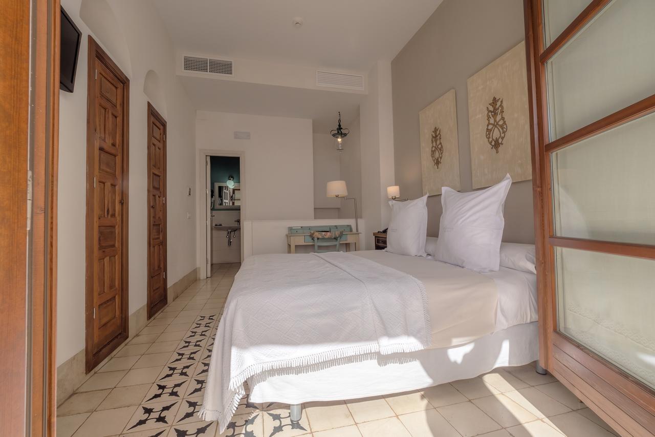 Apartasuites Alberca Deluxe กอร์โดบา ภายนอก รูปภาพ